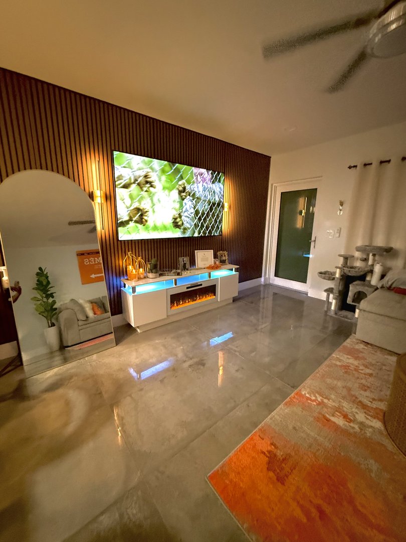 Hermes Themed living room